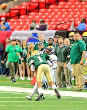 Holmes pops a receiver in the state finals. Also can you find the ball?